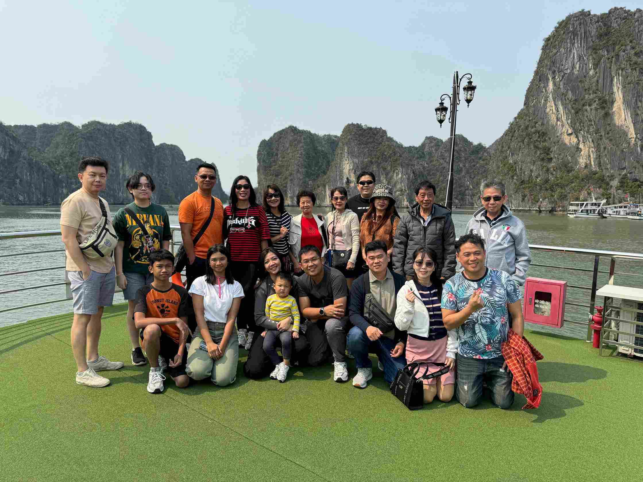 VIETNAM SA PA FANSIPAN + ALPINE COASTER & HALONG BAY CRUISE