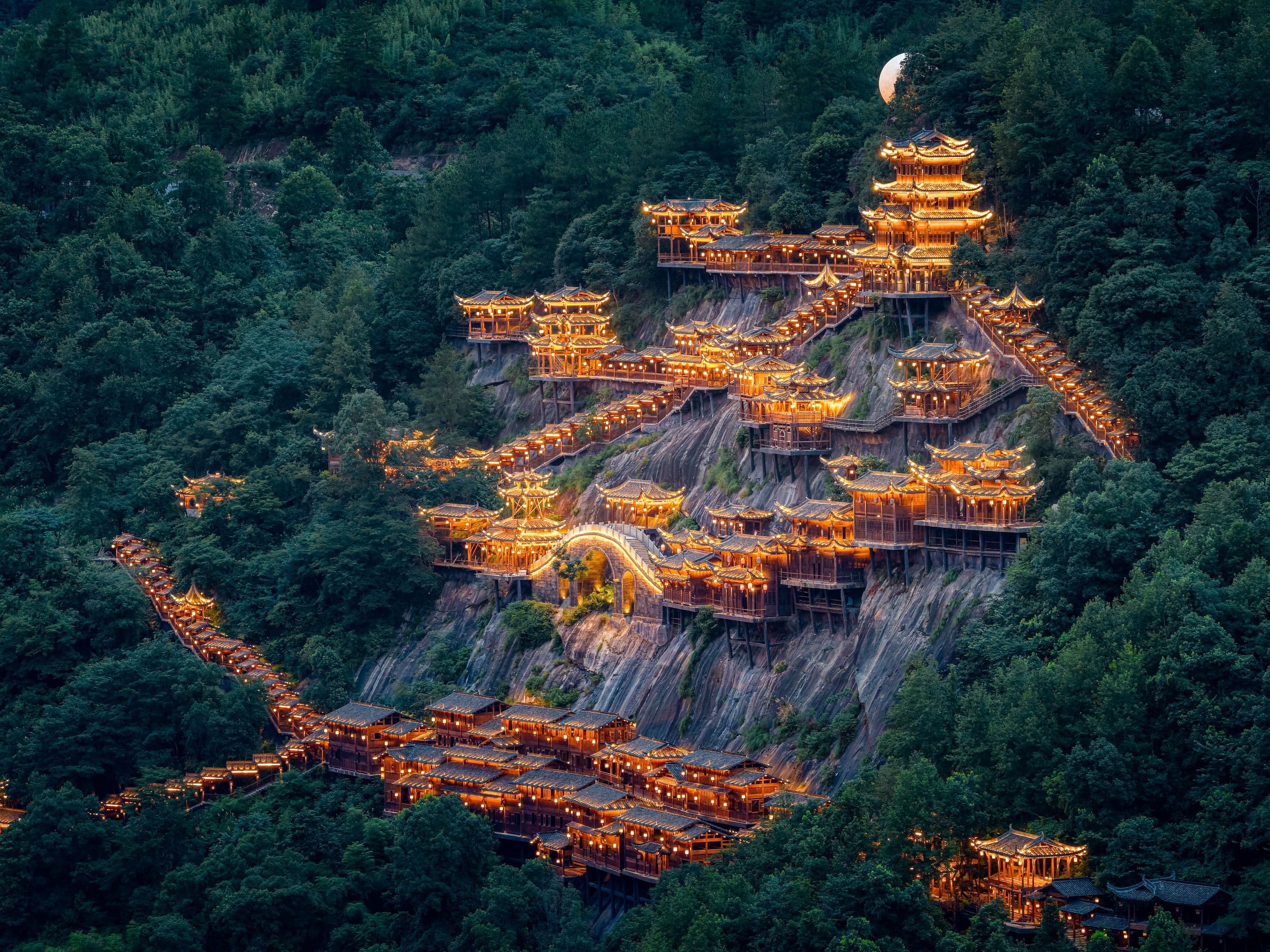 EASTERN CHINA + HUANGSHAN & WANGXIAN VALLEY