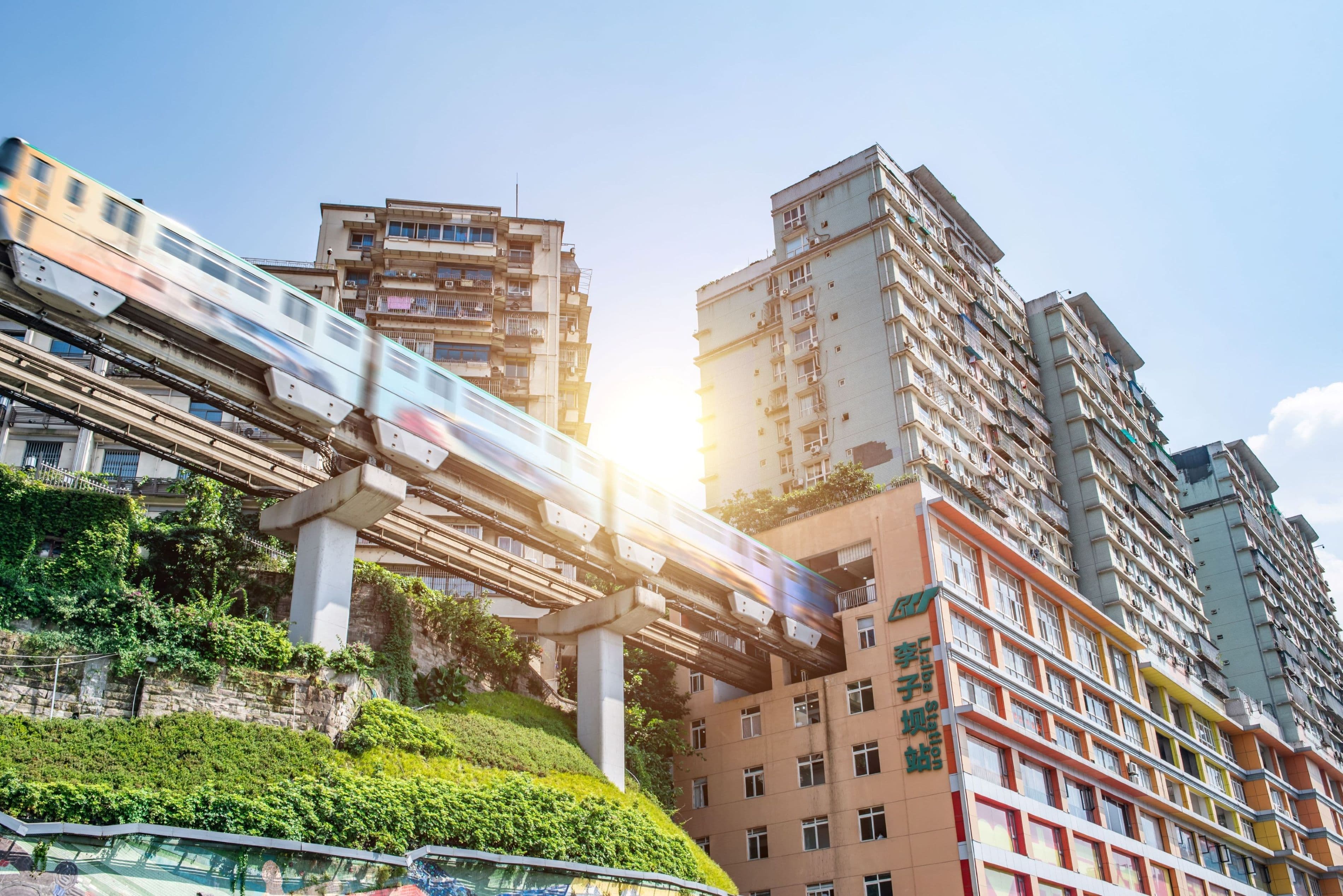 CHONGQING + JIUZHAIGOU VALLEY & LITTLE SWITZERLAND BIPENGGOU